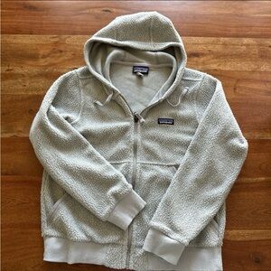 Patagonia Light Gray Sherpa Jacket